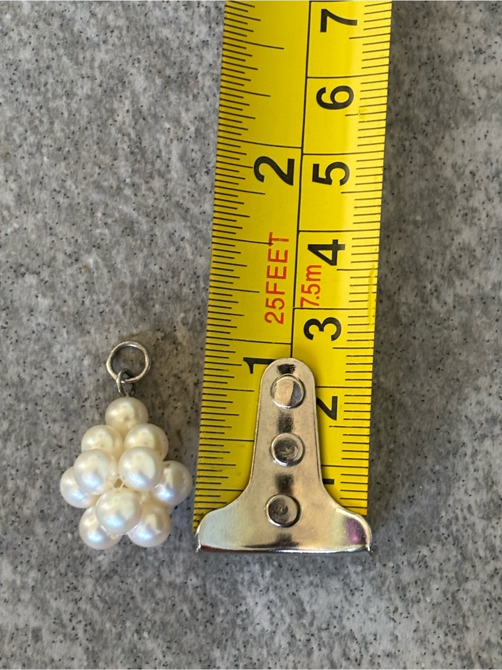 Cluster Pearl Pendant Necklace Charm in Cream